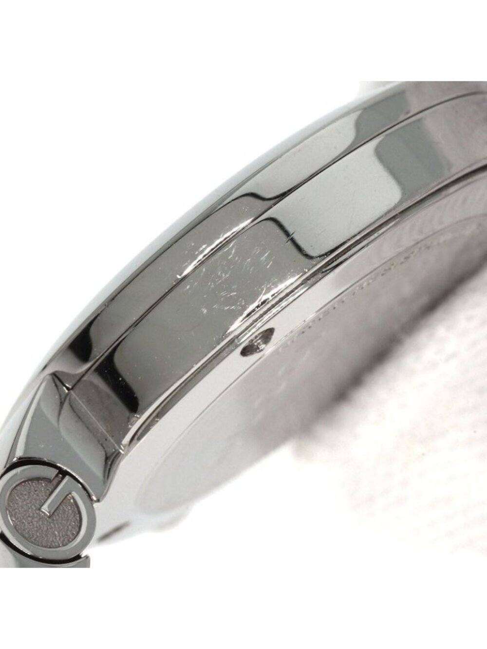 Gucci 105 Round Face Watch SS - Picture 13 of 15